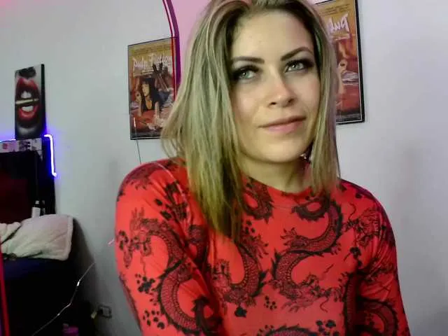 Live sex webcam photo for Ivypoison10 #277773418