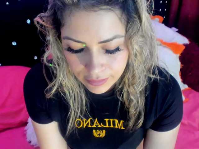 Live sex webcam photo for Ivypoison10 #290679761