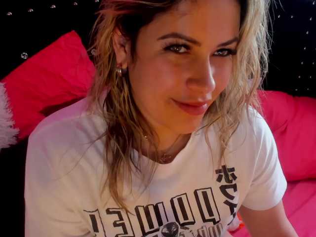 Live sex webcam photo for Ivypoison10 #290739338