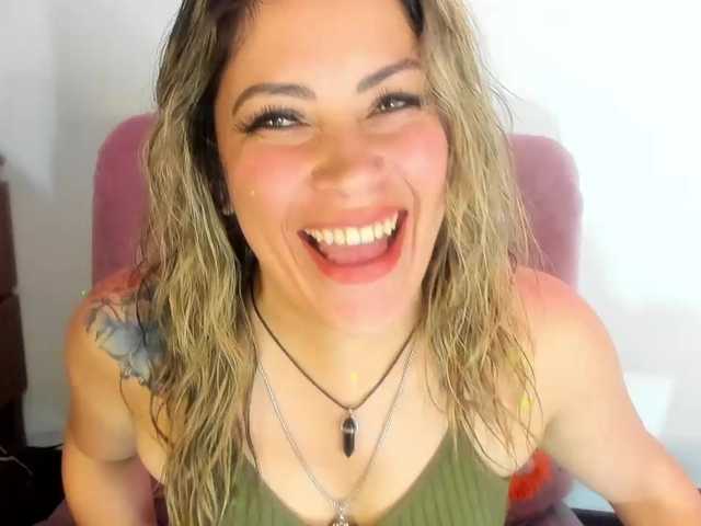 Live sex webcam photo for Ivypoison10 #291478277