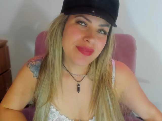 Live sex webcam photo for Ivypoison10 #291499444