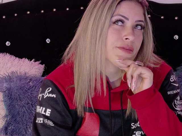 Live sex webcam photo for Ivypoison10 #291678207