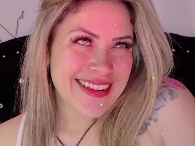 Live sex webcam photo for Ivypoison10 #291679591