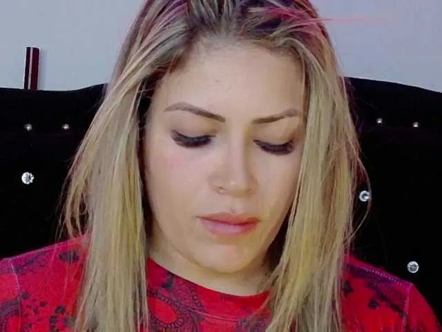 Live sex webcam photo for Ivypoison10 #292421089