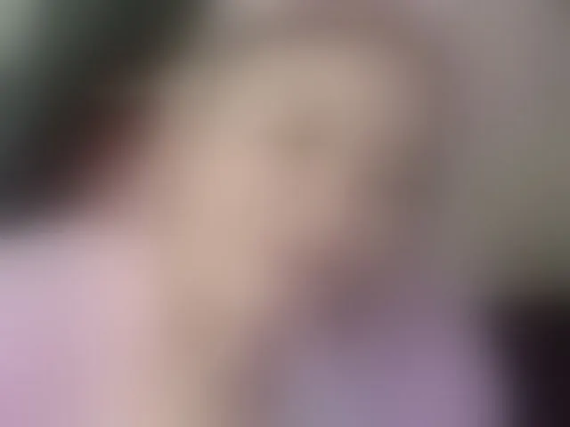 Live sex webcam photo for Ivypoison10 #293409399