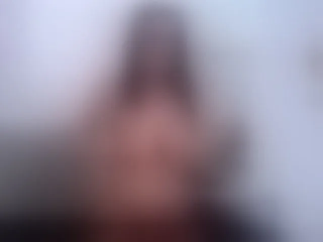 Live sex webcam photo for IzzaHicks #276190834