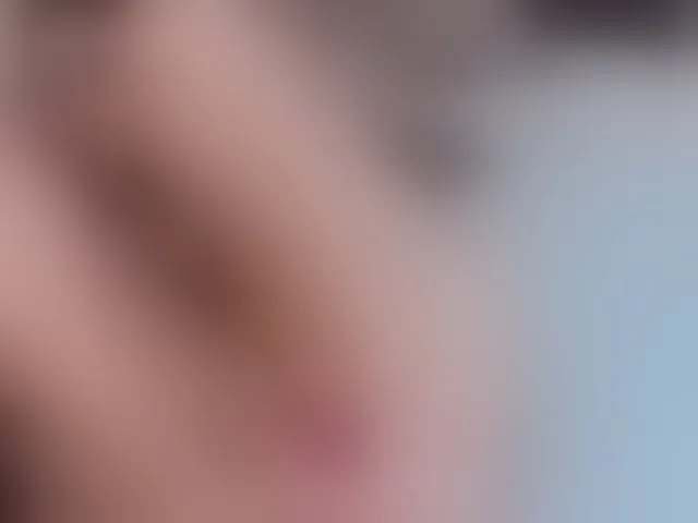 Live sex webcam photo for IzzaHicks #276261849