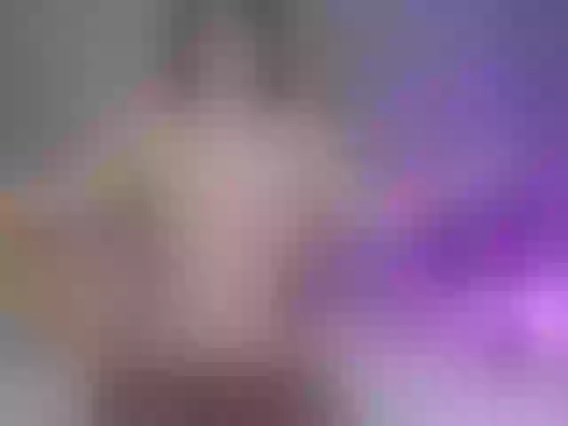 Live sex webcam photo for IzzaHicks #276717589