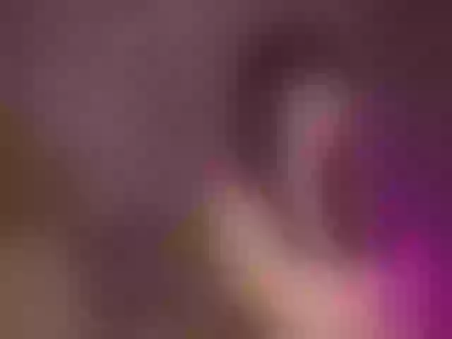 Live sex webcam photo for IzzaHicks #276765700