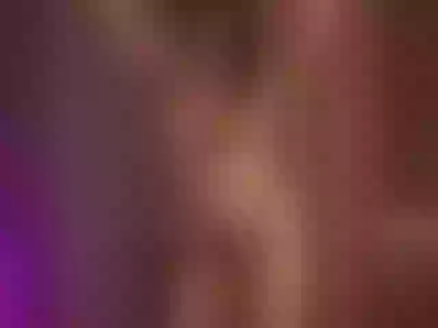 Live sex webcam photo for IzzaHicks #276793713