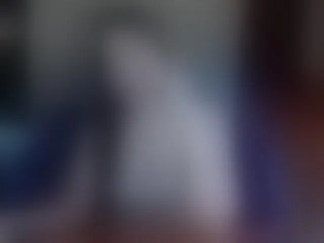 Live sex webcam photo for IzzabellaLove #293760044