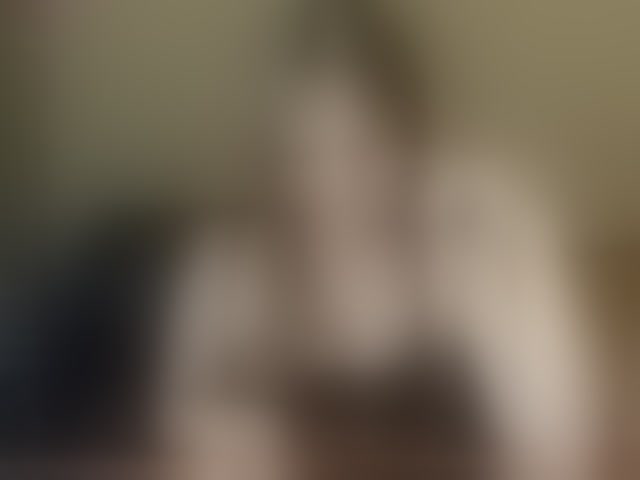 Live sex webcam photo for IzzabellaLove #294044165