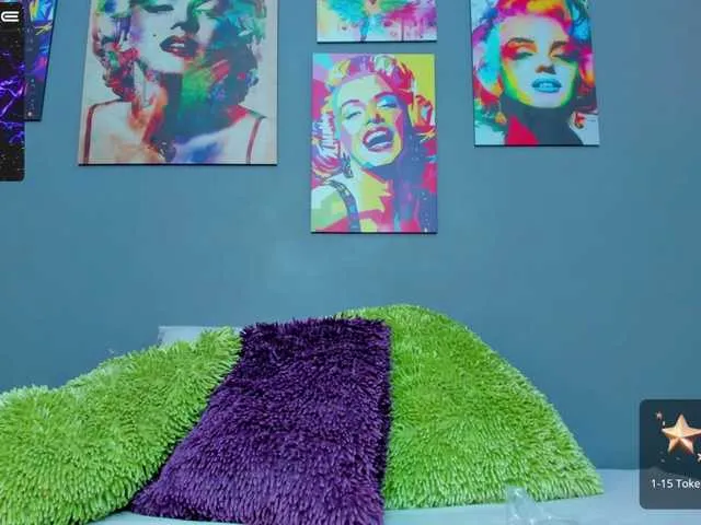 Live sex webcam photo for Izzy-evans #274192537