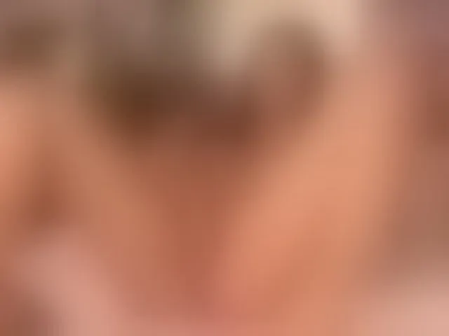 Live sex webcam photo for IzzyWild #293038847