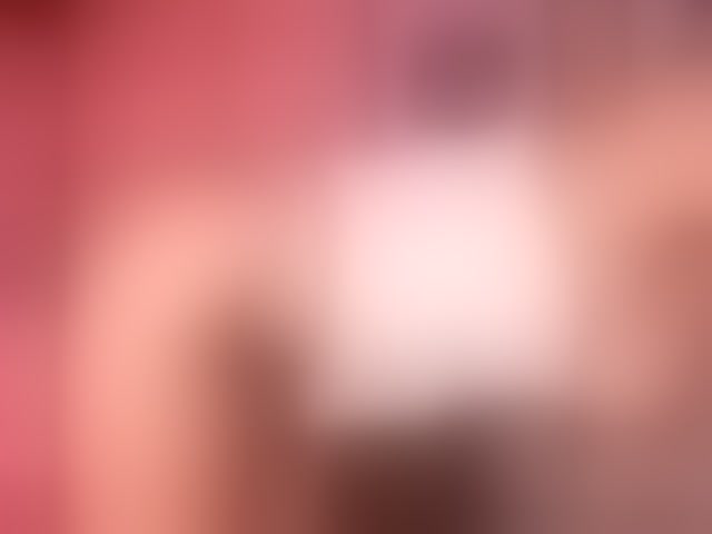 Live sex webcam photo for IzzyWild #294327792