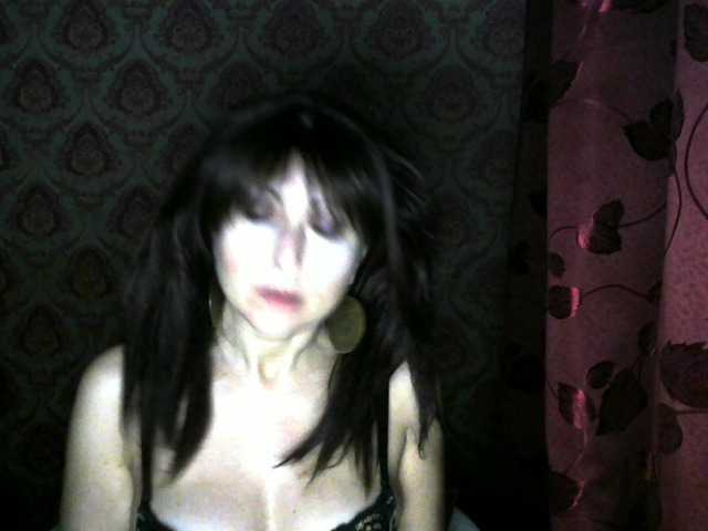 Live sex webcam photo for JASMINEEEEE #271860663