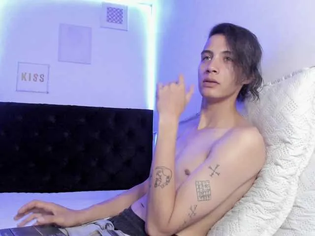 Live sex webcam photo for JASONNDANCLOBE #277746782