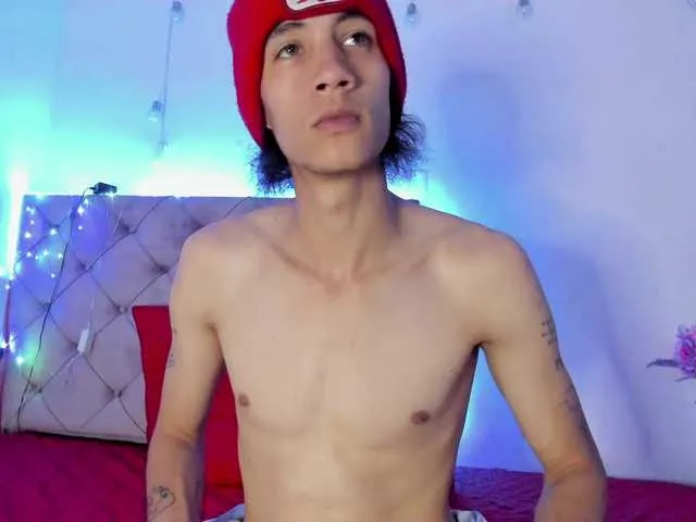 Live sex webcam photo for JASONNDANCLOBE #277909519