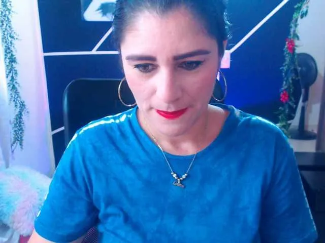 Live sex webcam photo for JIMENAMILFX #290793457