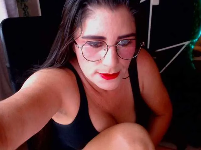 Live sex webcam photo for JIMENAMILFX #291139879