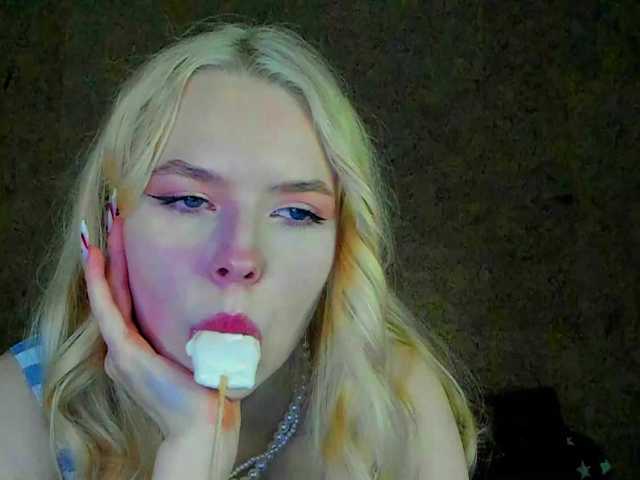 Live sex webcam photo for JIucenok #290470170