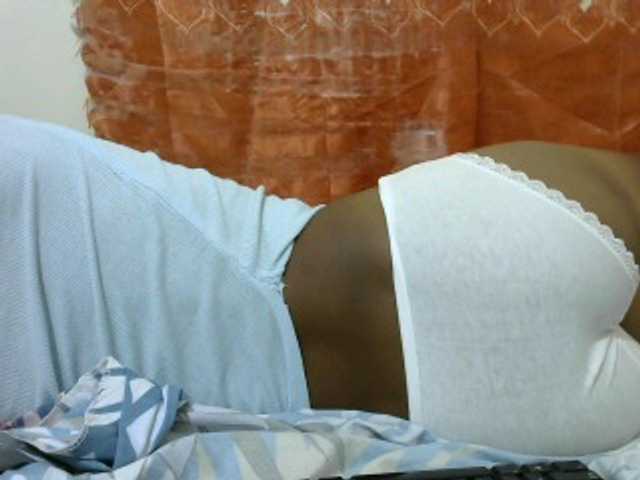 Live sex webcam photo for JOYLOV1 #272801134