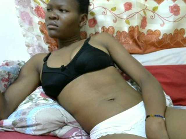 Live sex webcam photo for JOYLOV1 #272930325