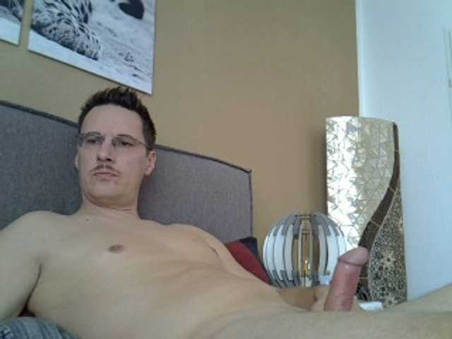 Live sex webcam photo for Jack85211 #276774795