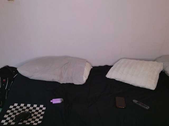 Live sex webcam photo for JackDesFeux #278240261