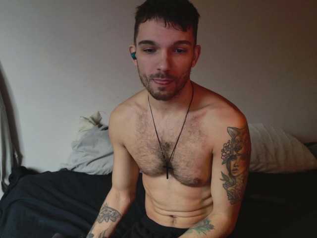 Live sex webcam photo for JackDesFeux #290481824