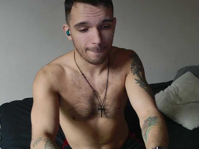 Live sex webcam photo for JackDesFeux #290642949