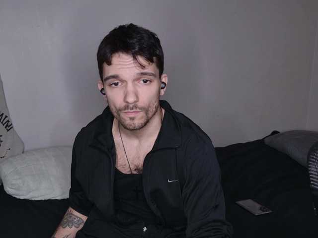 Live sex webcam photo for JackDesFeux #290911785