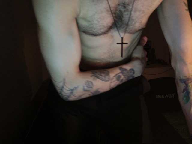 Live sex webcam photo for JackDesFeux #291006198