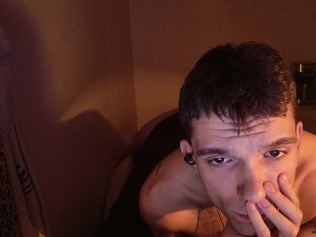 Live sex webcam photo for JackDesFeux #291013210