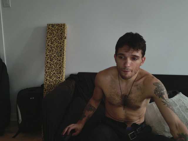 Live sex webcam photo for JackDesFeux #291282327