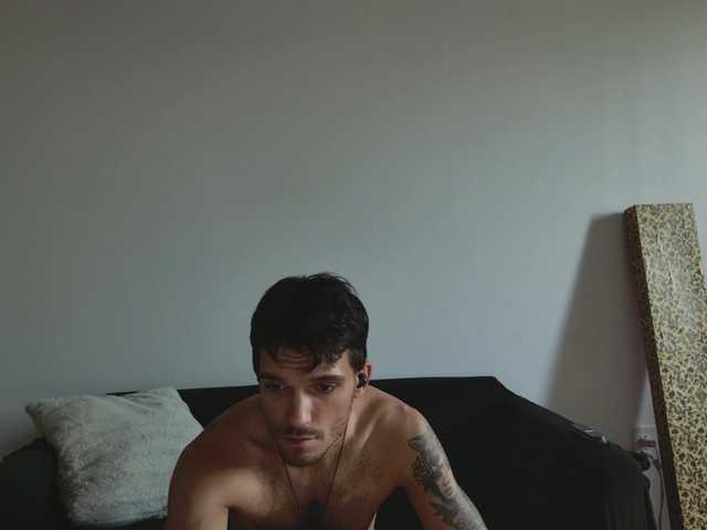 Live sex webcam photo for JackDesFeux #291335304