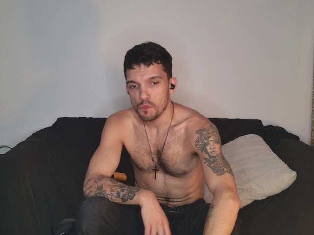 Live sex webcam photo for JackDesFeux #291457452