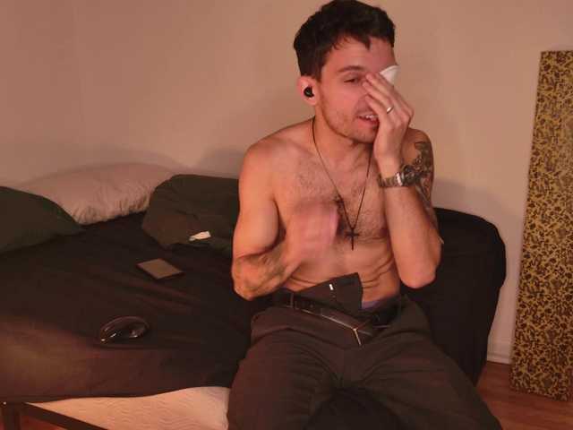 Live sex webcam photo for JackDesFeux #291600689