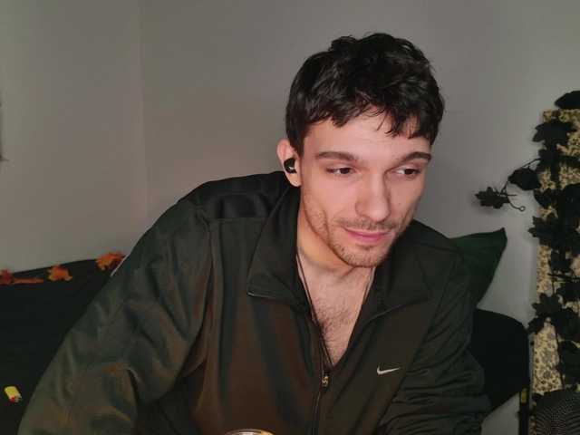 Live sex webcam photo for JackDesFeux #292218874