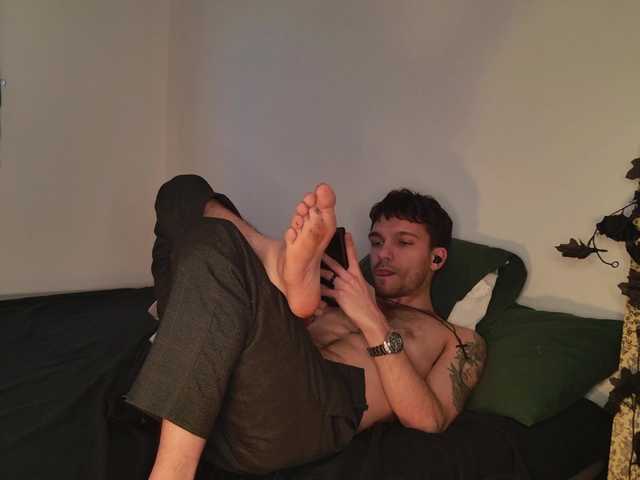 Live sex webcam photo for JackDesFeux #292227941