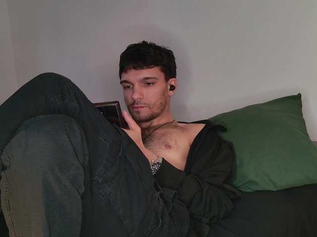 Live sex webcam photo for JackDesFeux #292243123