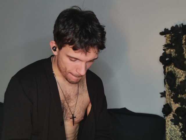 Live sex webcam photo for JackDesFeux #292259744