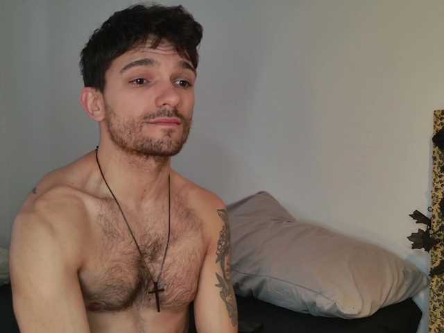 Live sex webcam photo for JackDesFeux #292291205