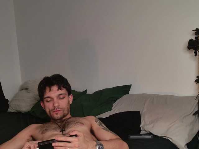 Live sex webcam photo for JackDesFeux #292406863