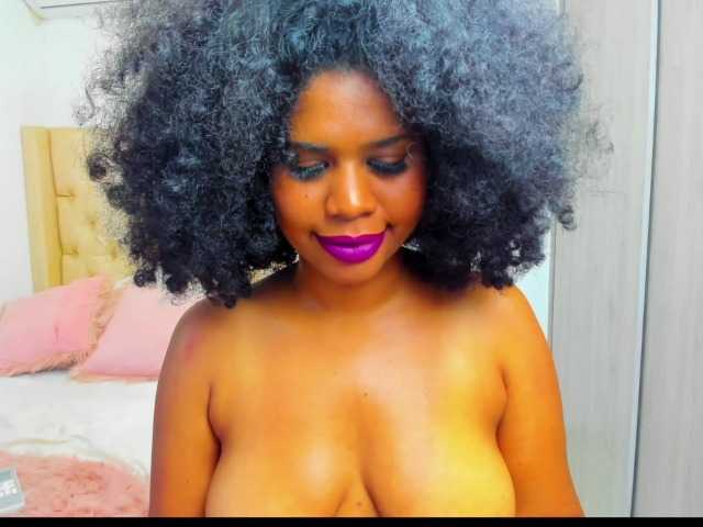 Live sex webcam photo for JackieMorgann #273547984