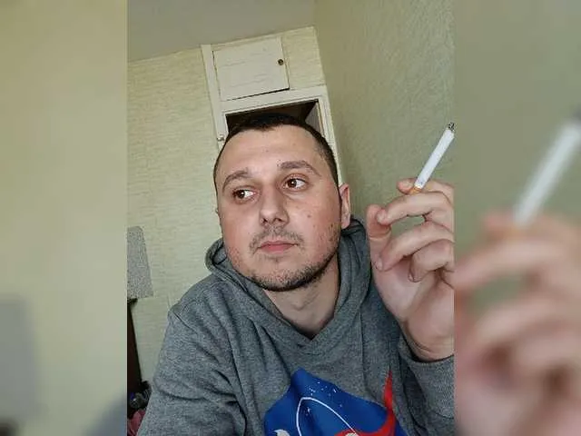 Live sex webcam photo for JacksonXStrong #277756724