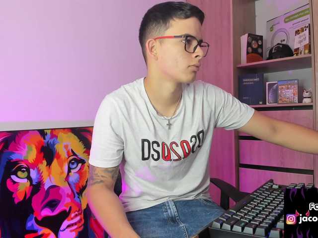 Live sex webcam photo for Jacob-fireexx #276474224