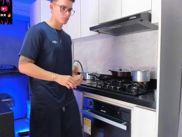 Live sex webcam photo for Jacob-fireexx #276703914