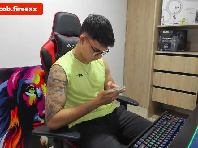 Live sex webcam photo for Jacob-fireexx #276718356