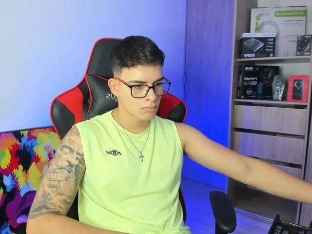 Live sex webcam photo for Jacob-fireexx #276761031